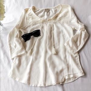 🌷Lucky Brand Cream Embroidered Tassel Top! Size S!
